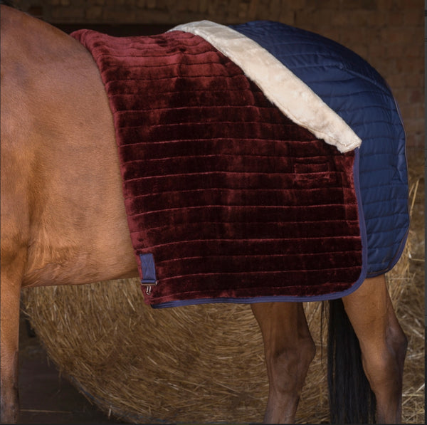 Equitheme Stable Sheepskin Teddy Rug